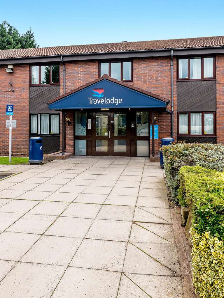 Travelodge Birmingham Oldbury Олдбъри Екстериор снимка